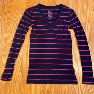 Gap X-Small - long sleeve Tee 💙💖